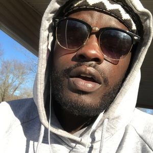 Meet your Posher, Demetrious